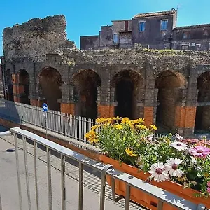 Odeonhouse - - Parking Included , Aeroporto di Catania Fontana Rossa Italia